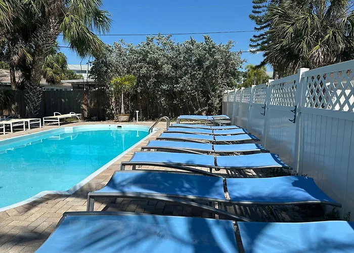 2bd 1ba Sunview 5 2mins To Beachpool! Clearwater Beach