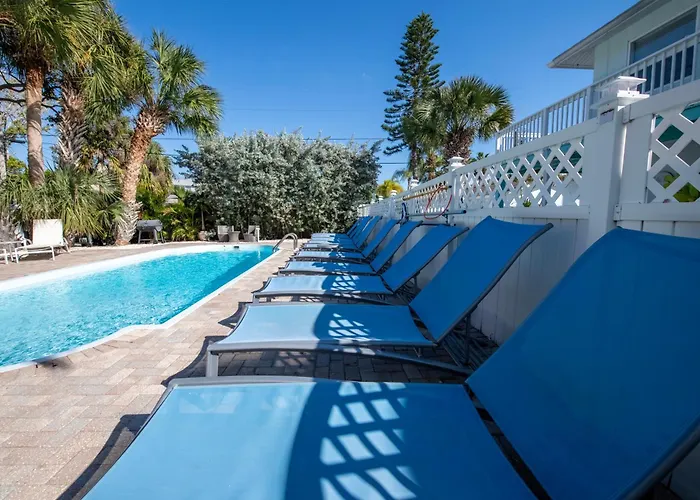 Apartment 2bd 1ba Sunview 5 2mins To Beachpool! *